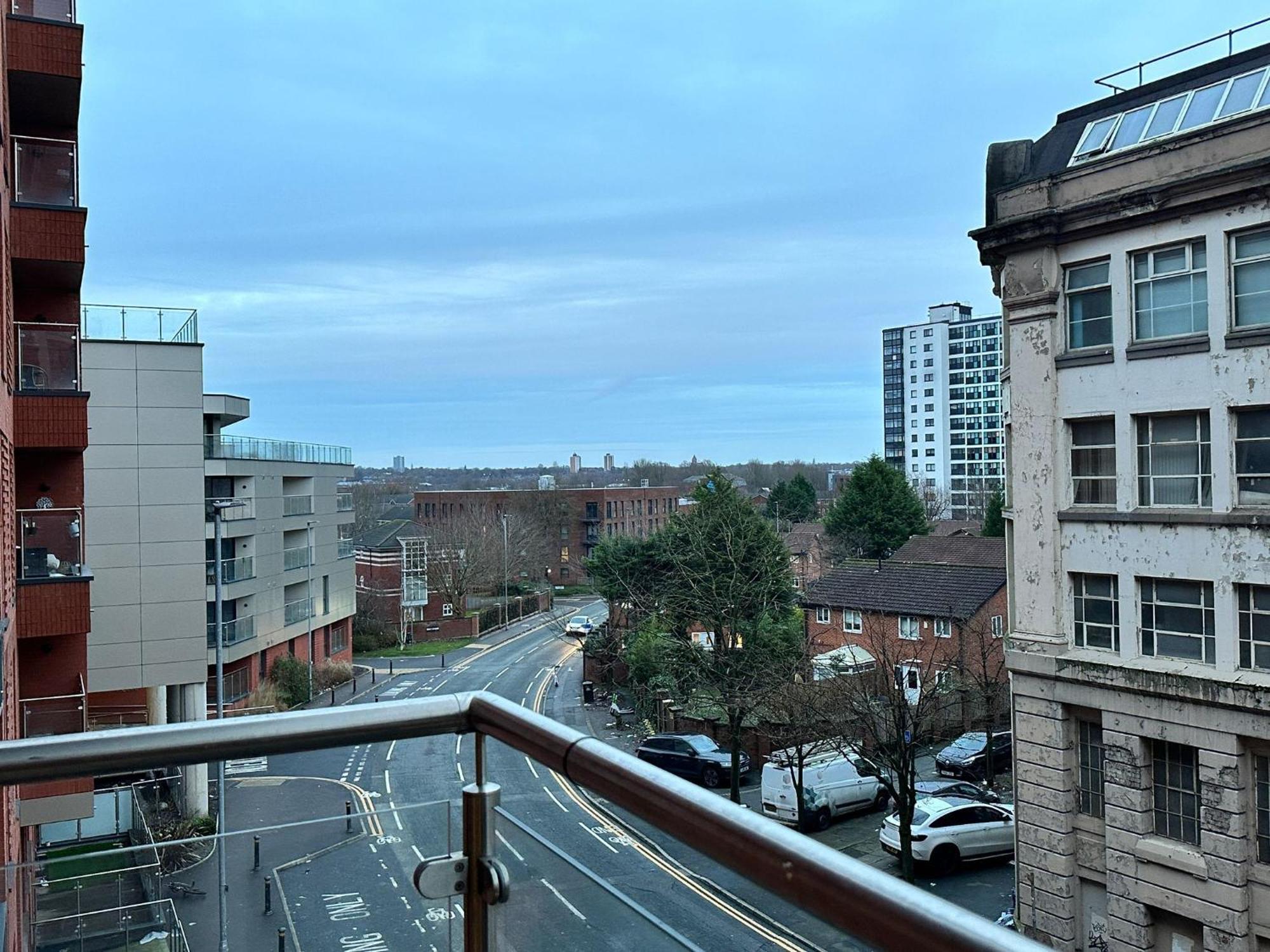 Adelphi Wharf Apartments By Beehosting Манчестер Екстер'єр фото
